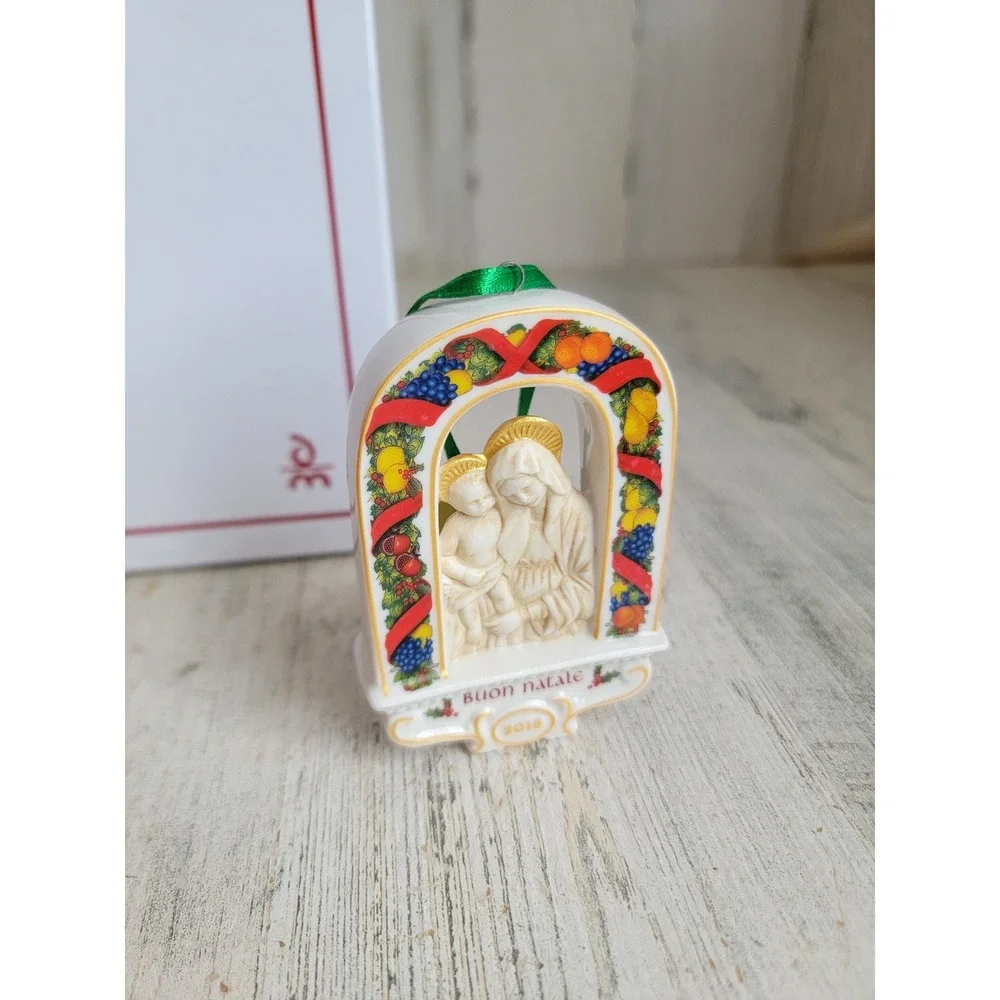 Danbury mint Buon Natale virgin Mary‎ baby Jesus ornament Xmas